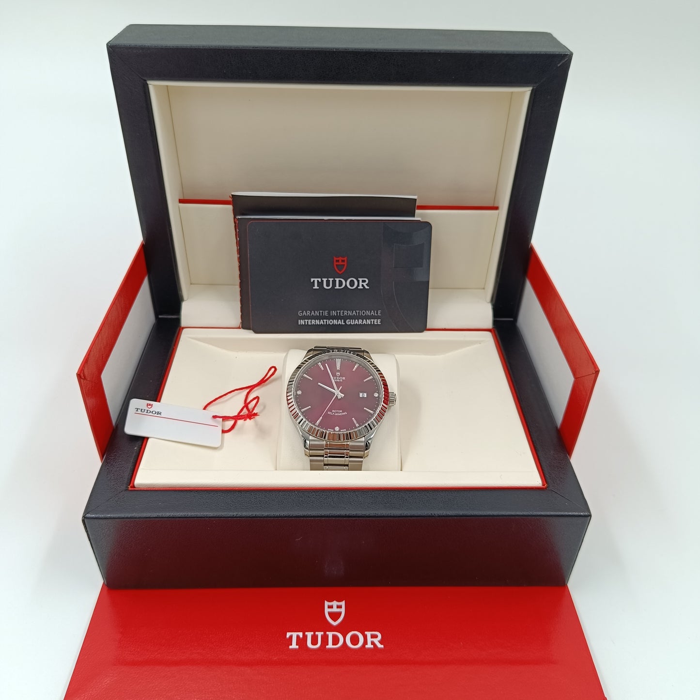 Tudor Style 12710-0019 - Burgundy Diamond dial (PRE-OWNED)